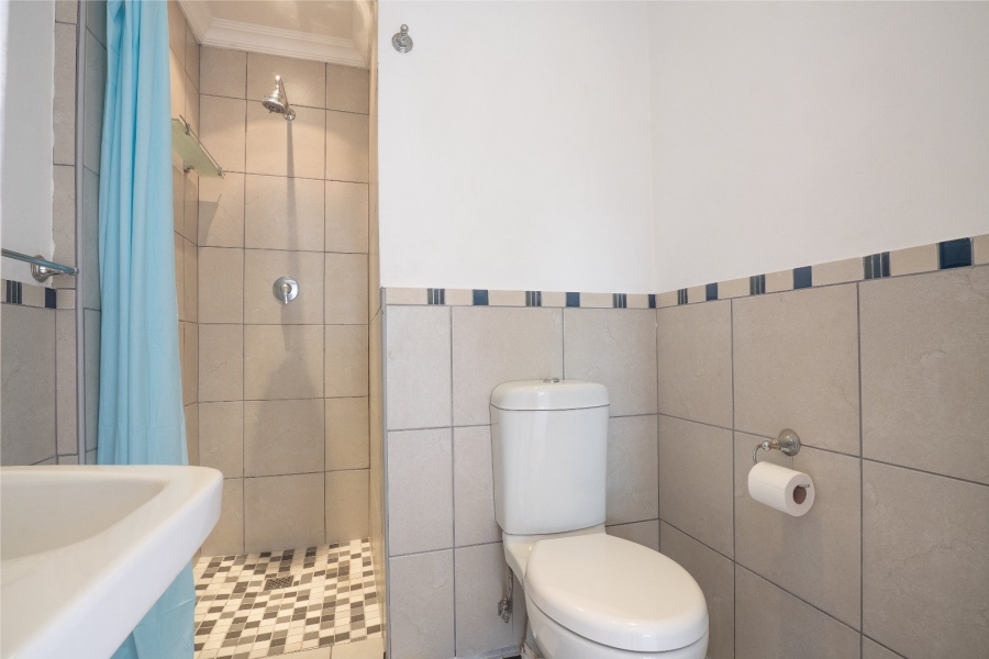 To Let 2 Bedroom Property for Rent in Fish Hoek Western Cape